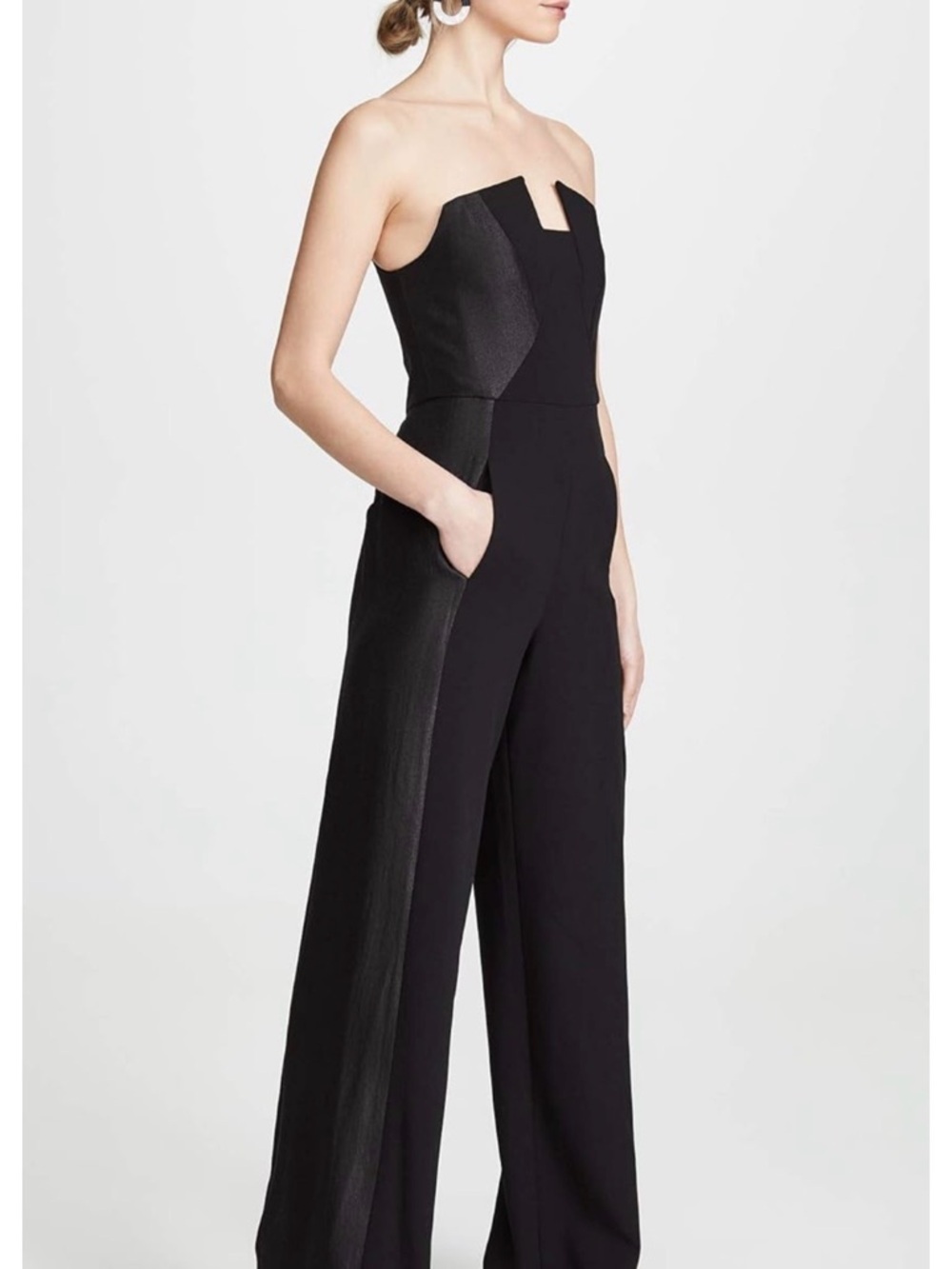 Black Halo Black Square-Neck Wide-Leg Jumpsuit with Structured Bodice - Picture 12 of 16